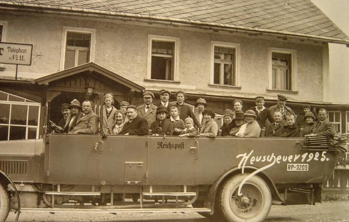 Хостел Gosciniec Szczeliniec Карлов Екстер'єр фото